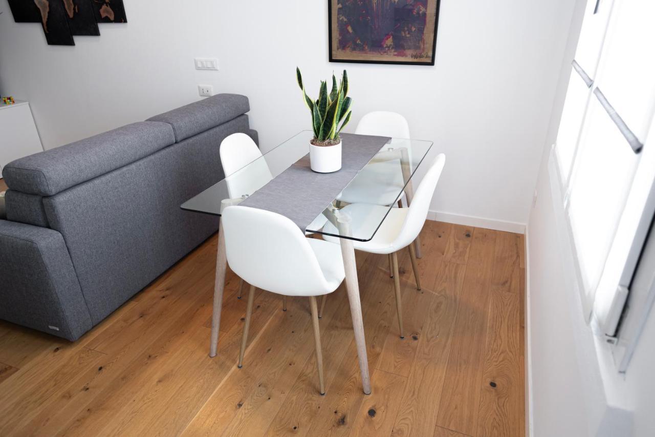 Apartmán Elegante Bilocale In De Angeli - Piazzale Siena Milán Exteriér fotografie